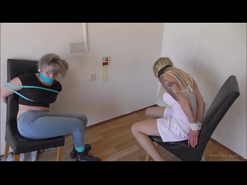 ❤️ Ulikhoboka / ubotshwe kwaye uvale umlomo / intombazana ekubandezelekeni Isondo esikhulu kuthi xh.hentai-menu.ru ❌